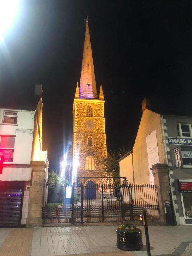 Central Lisburn Duplex Apartment Siren Stays Luaran gambar