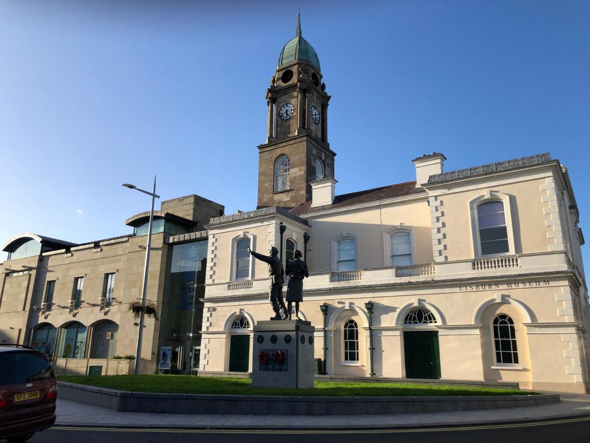 Central Lisburn Duplex Apartment Siren Stays Luaran gambar